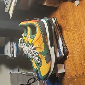 Nike Air Max Pre-Day Oregon Ducks 'University Gold Gorge Green' DM0008-7…